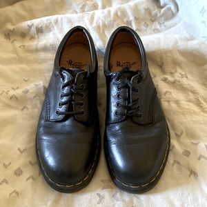 Dr martens black leather